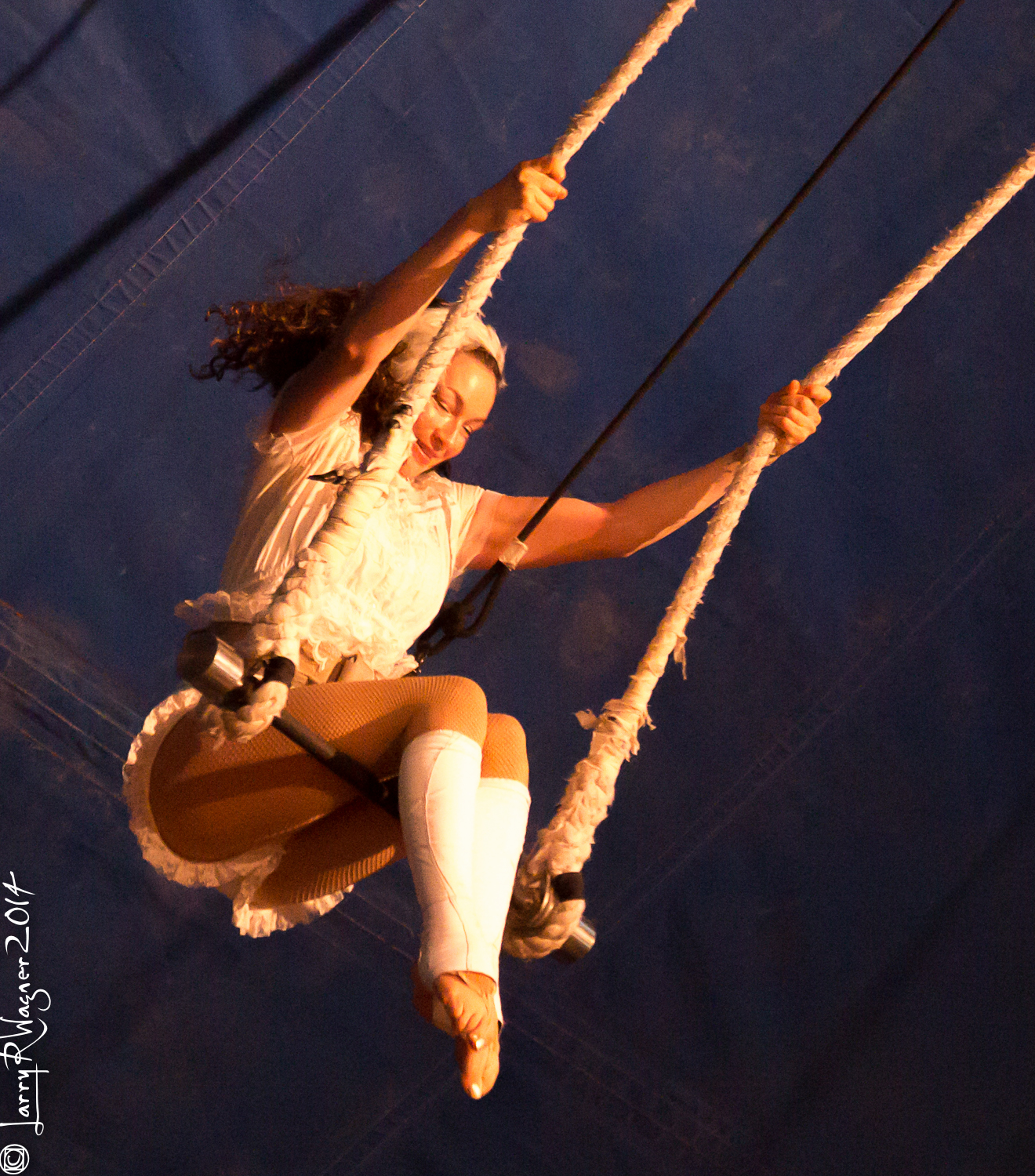 swinging trapeze